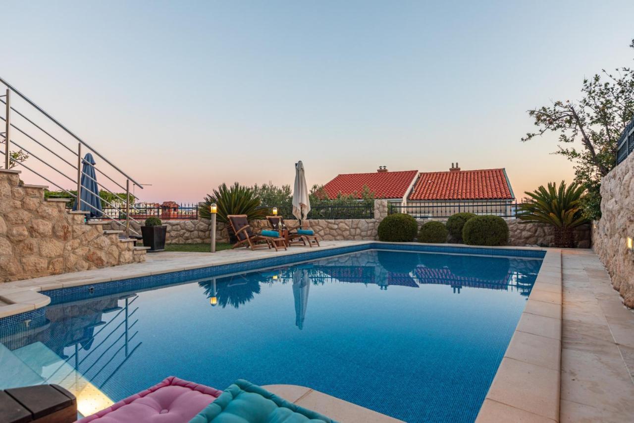 Villa Old Olive, 3Lovelyvillas Podgora Eksteriør billede
