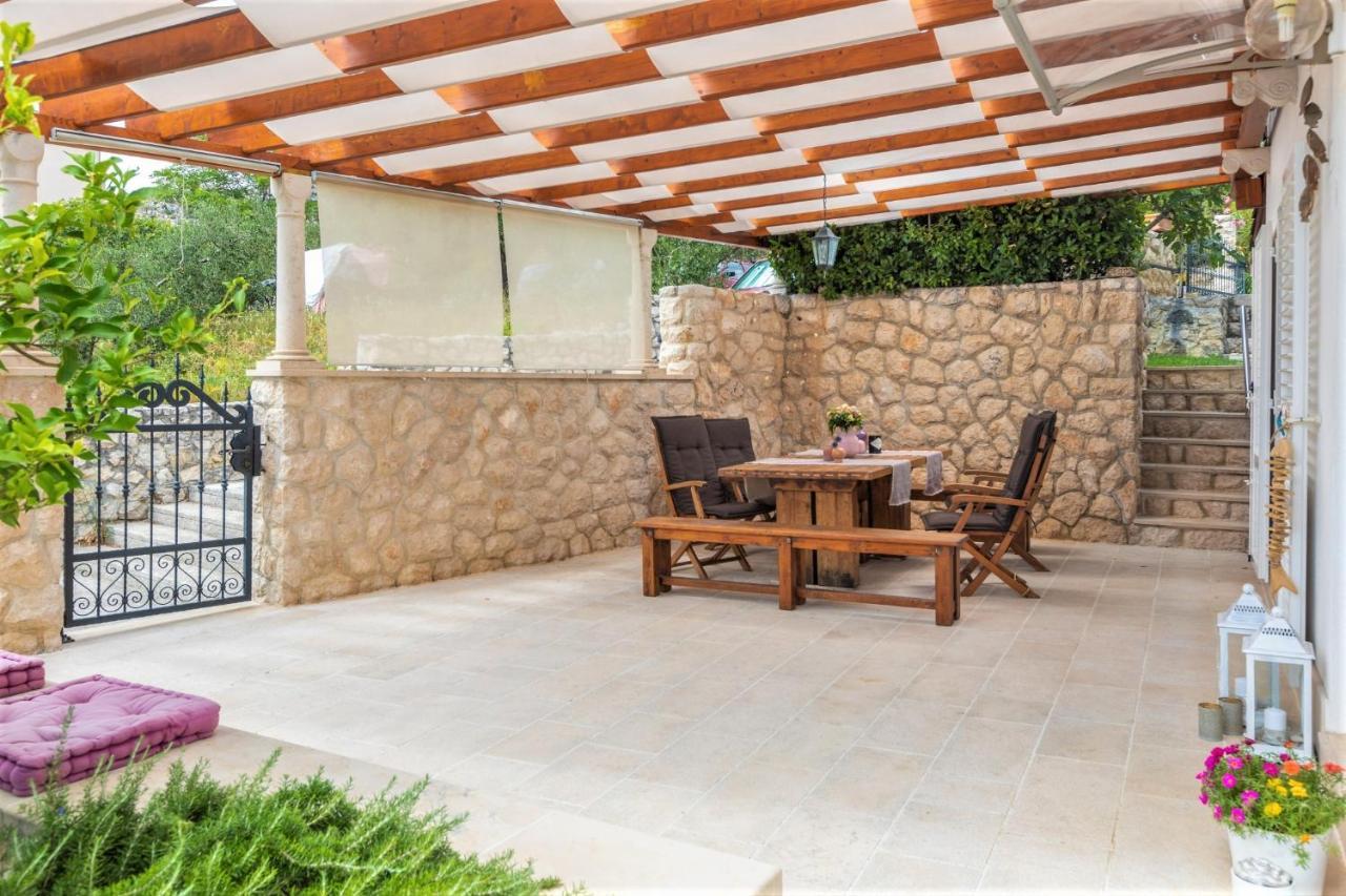 Villa Old Olive, 3Lovelyvillas Podgora Eksteriør billede