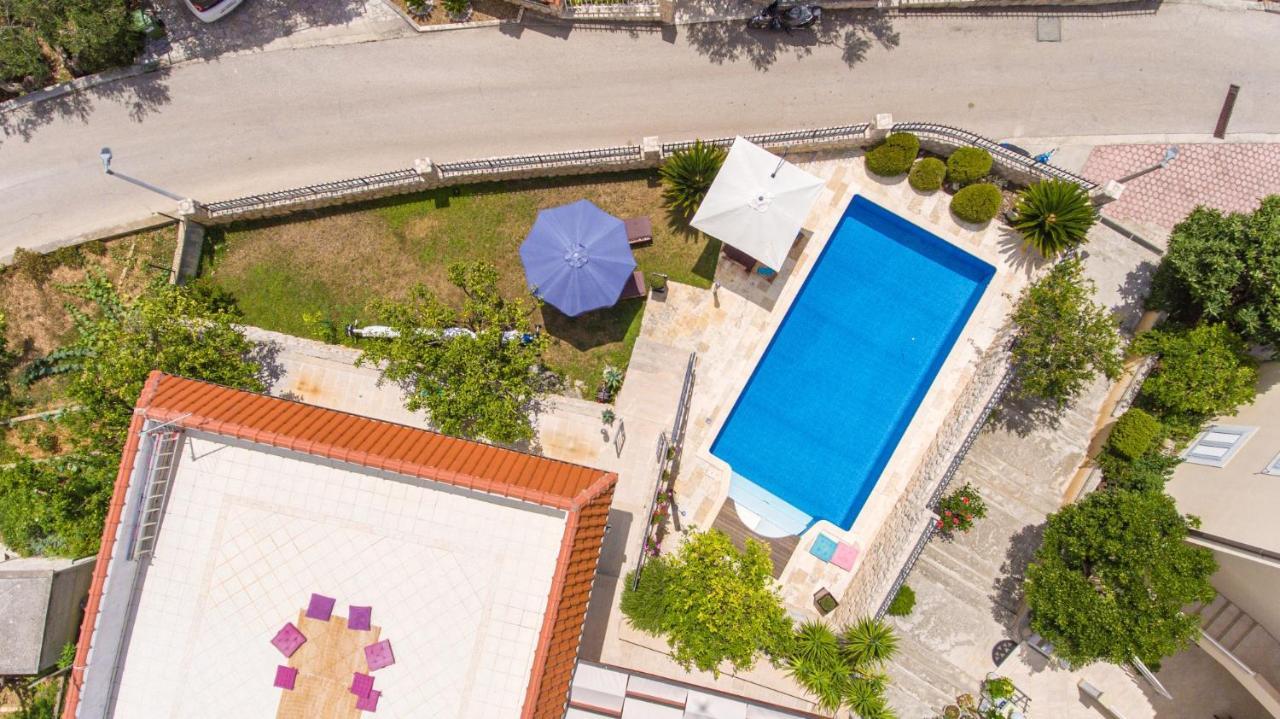 Villa Old Olive, 3Lovelyvillas Podgora Eksteriør billede