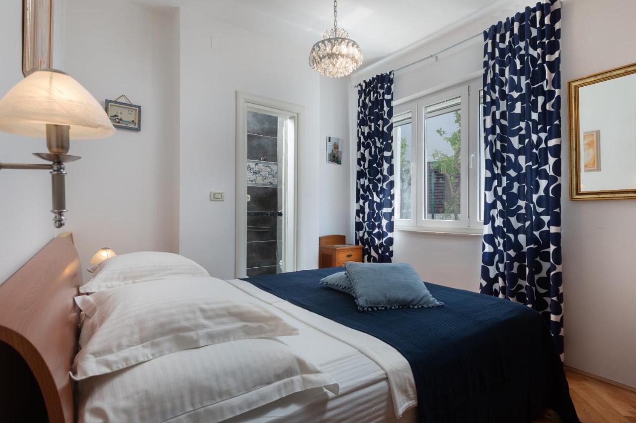 Villa Old Olive, 3Lovelyvillas Podgora Eksteriør billede